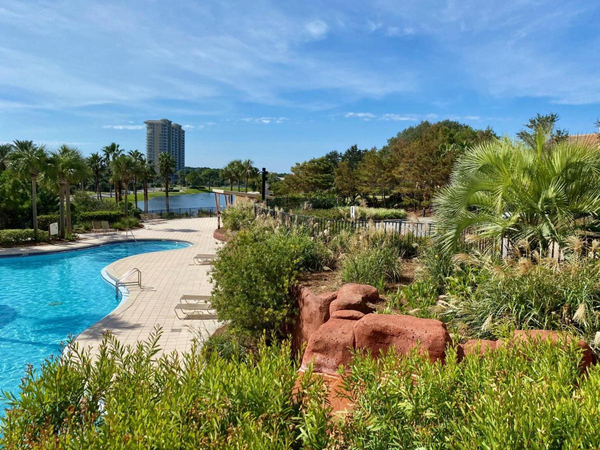 Ocean View Luxurious Condo-Best Location + Balcony Destin Exterior photo