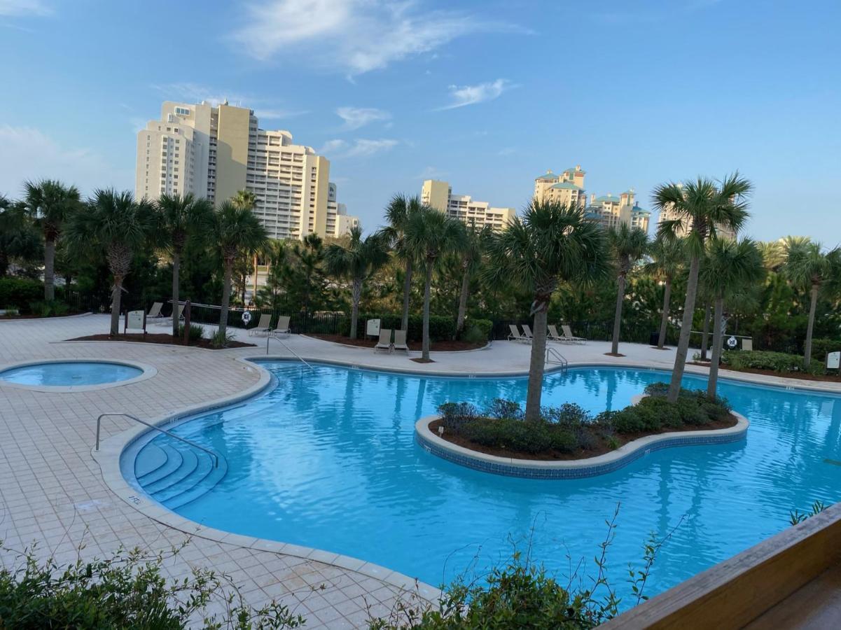 Ocean View Luxurious Condo-Best Location + Balcony Destin Exterior photo