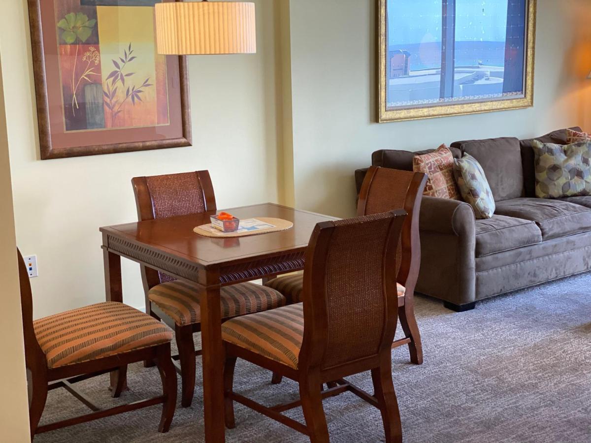 Ocean View Luxurious Condo-Best Location + Balcony Destin Exterior photo