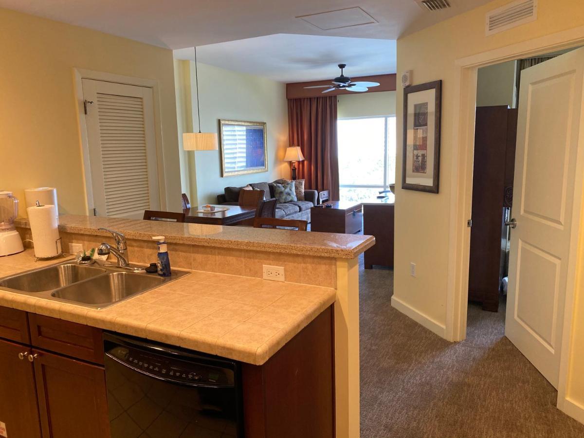 Ocean View Luxurious Condo-Best Location + Balcony Destin Exterior photo