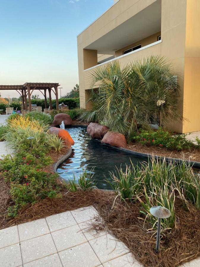 Ocean View Luxurious Condo-Best Location + Balcony Destin Exterior photo
